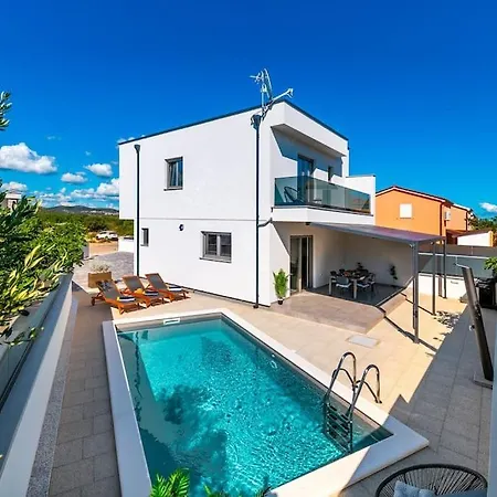 Villa Val